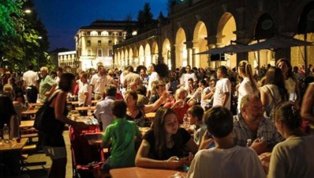 Bergamo - 172.069,54 euro raccolti sul Sentierone grazie all’Amatriciana Solidale