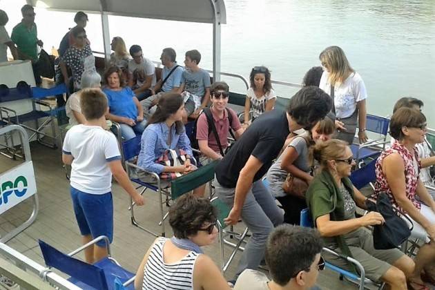 Cremona, successo per la gita sul Po all’insegna della sostenibilità