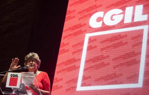 Referendum costituzionale, la Cgil invita a votare NO