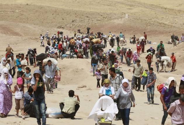 Amnesty : 75mila rifugiati intrappolati nel deserto fra Siria e Giordania