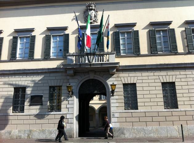 Lecco - Edifici pubblici 'malati'