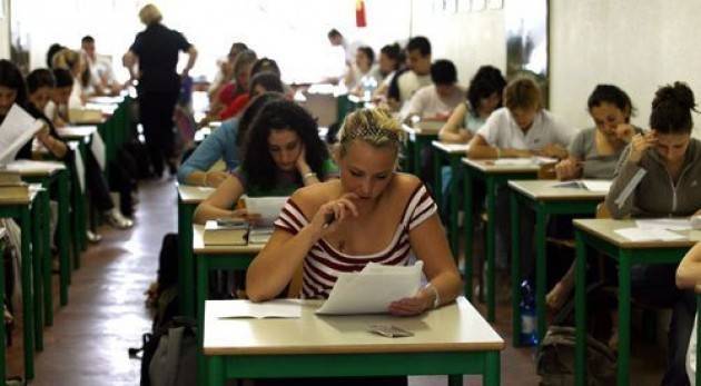 Dopo incontro con ministra Giannini Sulla scuola poche luci e molte ombre