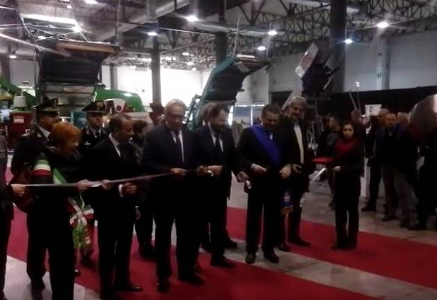 Inaugurata la 71° Fiera Zootecnica di Cremona Nel pomeriggio il ministro Martina, dal via subito grande attenzione