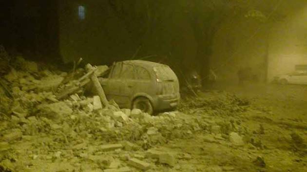 Terremoto Nuove scosse, solidarietà di Sindaco e Giunta  Continua la raccolta fondi del Sistema Cremona