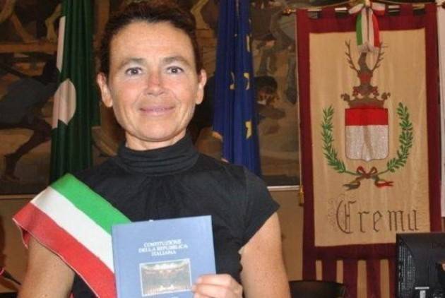 Crema Stefania Bonaldi risponde in Consiglio Comunale alla interrogazione sul San Domenico
