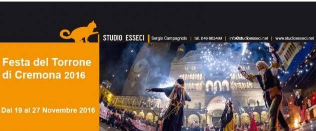 Milano Festa del Torrone di Cremona Il Sì più famoso della storia cremonese in Piazza Duomo