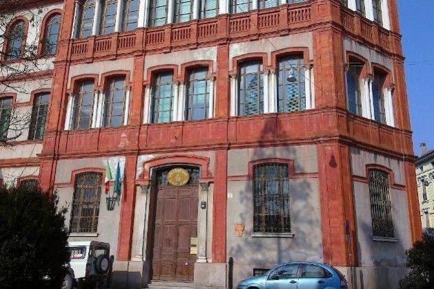 Cremona, lavori di consolidamento di alcuni solai alla primaria Colombo-Aporti