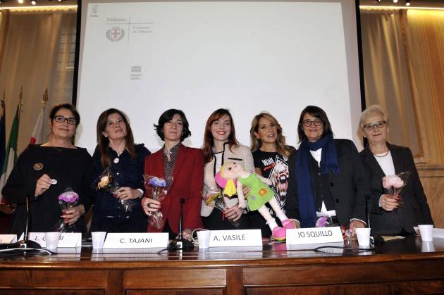 Milano Giornata contro violenza sulle donne  ‘WALL OF DOLLS’ diventa un documentario