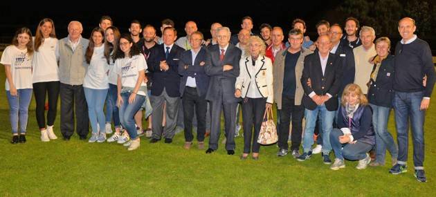 TROFEO DOSSENA   Un Natale di solidarietà: cena per i terremotati