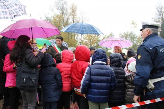 Inaugurato in via Bredina il primo lotto del Bosco dei  555 nuovi nati nel 2015 a Cremona