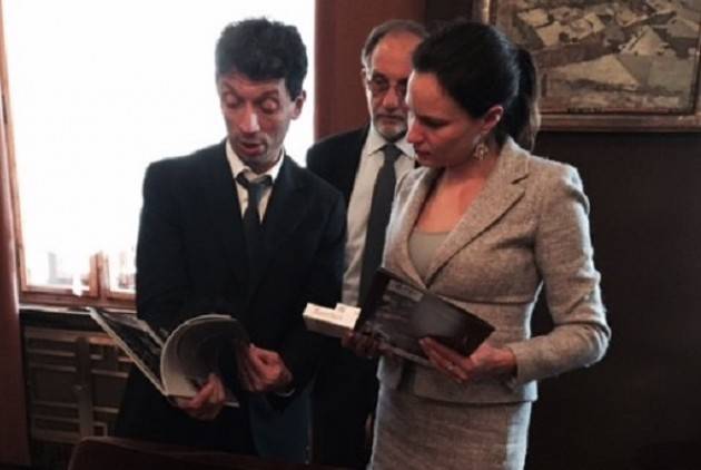 Il sistema Cremona a Praga con Stradivari e Monteverdi