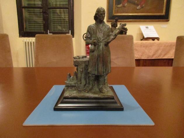 Il bozzetto in scala di Stradivari donato  da Gianfranco Paulli alla Fondazione Città di Cremona
