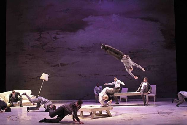 Teatro Ponchielli Cremona Da lunedì 9 gennaio al via gli abbonamenti per Danza 2017