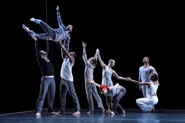 Teatro Ponchielli Cremona Da lunedì 9 gennaio al via gli abbonamenti per Danza 2017