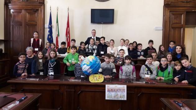 Piacenza In Municipio il Consiglio degli alunni del 4° Circolo didattico