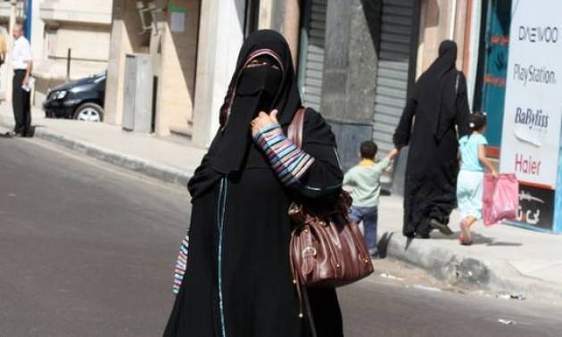 L’Austria vuole vietare burqa e niqab nei luoghi pubblici