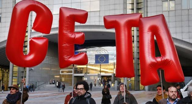 Ratificato il CETA vergogna del Parlamento Europeo di Francesca Berardi (rif.com.Cremona)