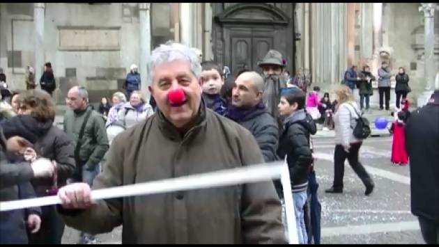 (Video)Cremona Per Carnevale ogni scherzo vale…Mezza giunta in piazza Ecco la foto Evviva