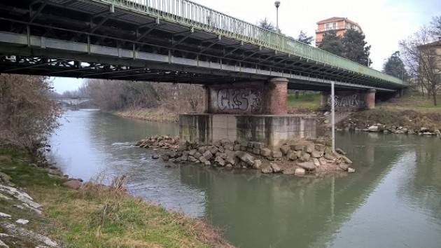 Crema pulizia fiume Serio