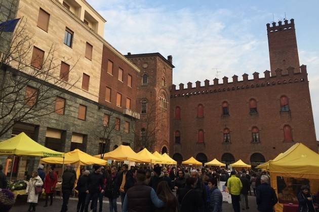 Coldiretti Al Mercato di Campagna Amica a Cremona,  domenica 12 marzo dalle ore 8 alle 19
