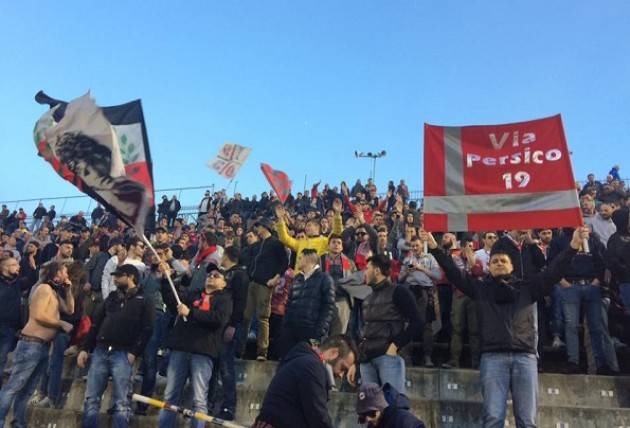Cremonese 3 Tuttocuoio 1. La curva sud è felice