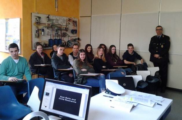 Crema Corso di educazione stradale con Polizia Locale e Aci Crema