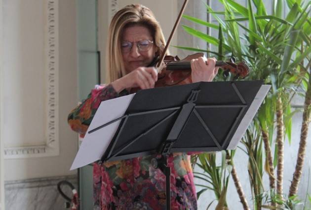 (Video) Cgil-Cisl-Uil Da Cremona il Violino della Shoah tornerà a suonare ad Auschwitz