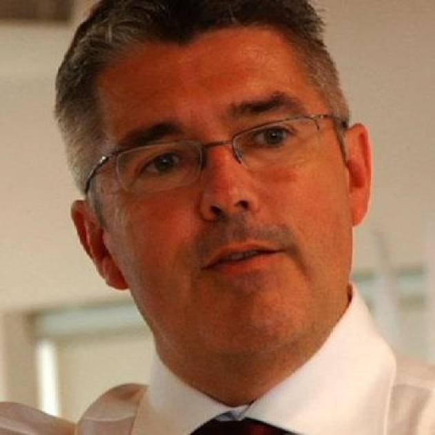 Pavia Docenti a scuola di comunicazione nell'Istituto comprensivo di Via Acerbi