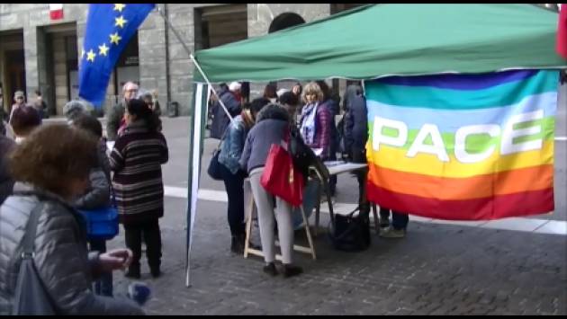 (Video) Cremona flash mob : Cambiamo rotta all’Europa