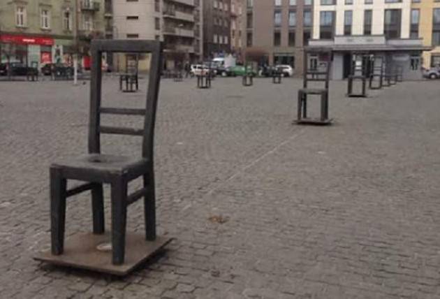 Emozione per Il violino della Shoah nei campi di Auschwitz e Birkenau di CARLO ALBERTO CARUTTI