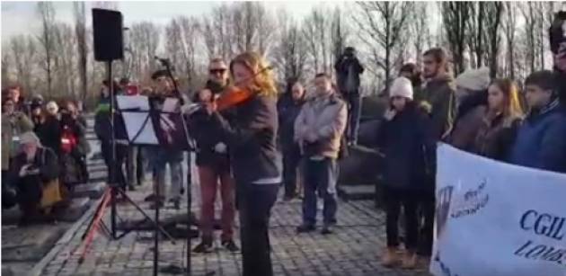 Emozione per Il violino della Shoah nei campi di Auschwitz e Birkenau di CARLO ALBERTO CARUTTI