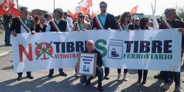 Risarcire chi??? NO alle autostrade Cr-Mn e Ti-Bre SI alle alternative ferroviarie e ciclabili