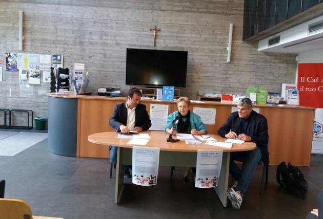 A Cremona le Acli hanno tenuto il 19 aprile l' incontro  FUORI DALLA CRISI?