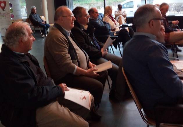 A Cremona le Acli hanno tenuto il 19 aprile l' incontro  FUORI DALLA CRISI?