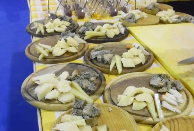 42° FierAgrumello 2017 una affollatissima Serata Enogastronomica