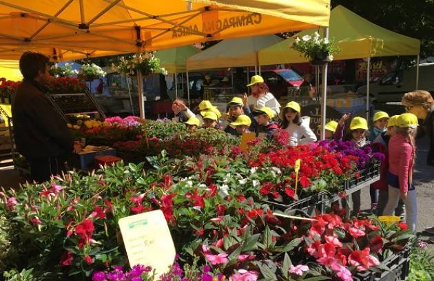 Coldiretti Cremona: Alunni protagonisti  al Mercato di Campagna Amica