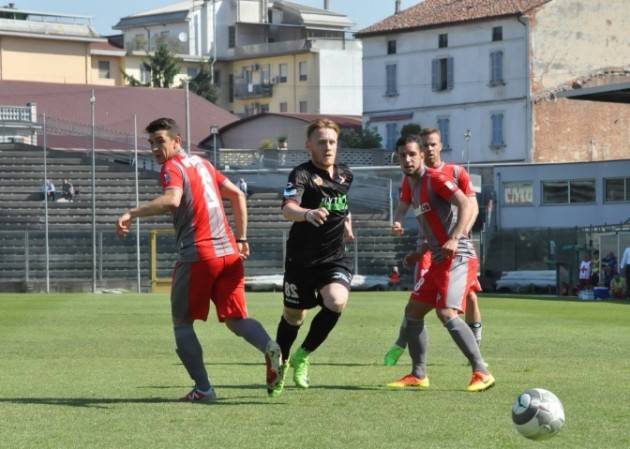 Cremonese-Lucchese : 1-0 Decide Maiorini. Calma e gesso di Giorgio Barbieri