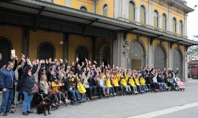 Agropolis Cremona 'Diversamente uguali 2017'  Giro in carrozzina lungo le vie cittadine, numerosi i partecipanti