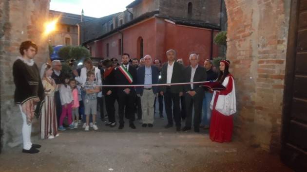 Inaugurata  la 29^ Tre Giorni in Piazza di Pizzighettone . Continua sabato 20 e domenica 21 maggio