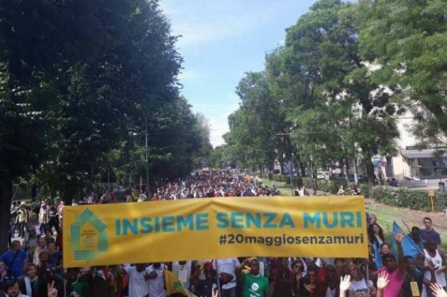 Anche Cremona alla splendida manifestazione 'Insieme senza Muri' a Milano