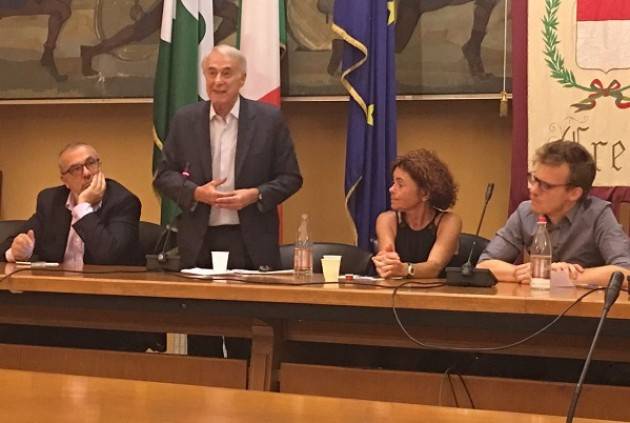 Crema verso l’11 giugno. Molta gente all’incontro con Pisapia a sostegno della Bonaldi