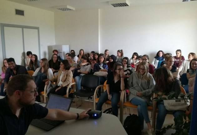 Scuola Continua la positiva collaborazione fra Pensionati-Cgil e l'Istituto L. Enaudi di Cremona.