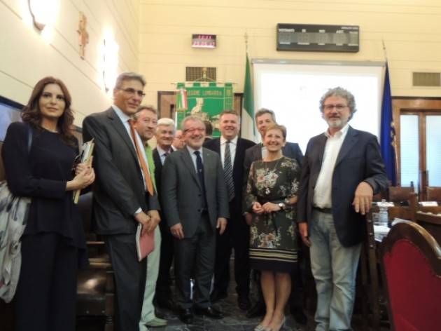 Cremona Visita del presidente della Regione Lombardia Maroni in Provincia