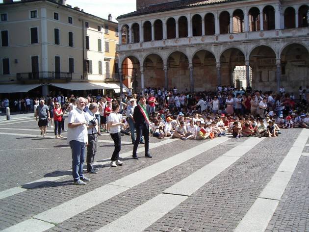 71° della Repubblica : una festa feconda con le nuove generazioni