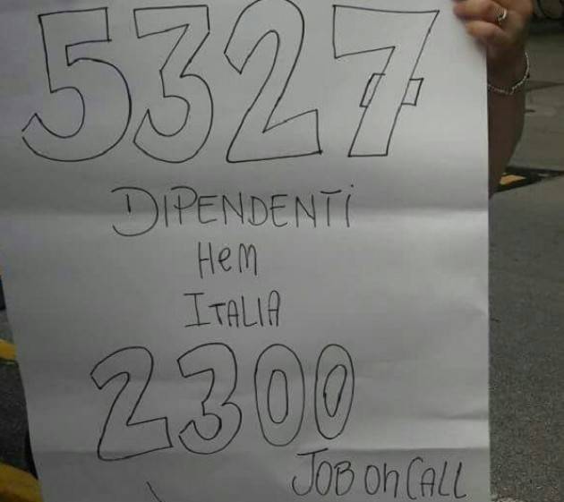 L'azienda H&M di Gadesco vuole chiudere il 12 agosto. I lavoratori protestano
