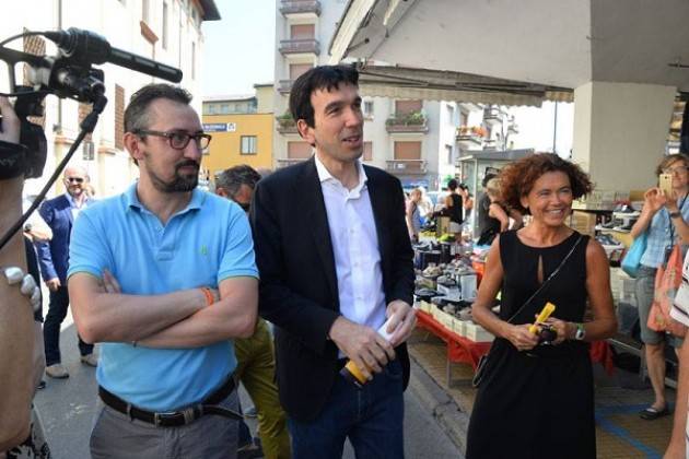 Maurizio Martina in visita a Crema sostiene Stefania Bonaldi Sindaco