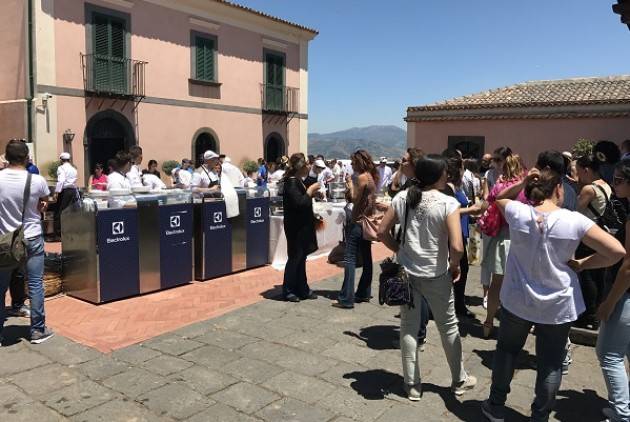 FIC Cibo Nostrum, oltre 20mila presenze Una festa della cucina con mille cuochi