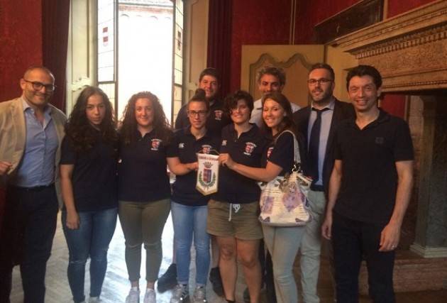 Le vice campionesse del Cremona Rugby a Palazzo Comunale