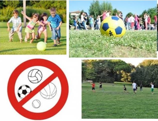 A Pizzighettone multano i bambini che giocano al calcio sul verde pubblico. Una vergona!!