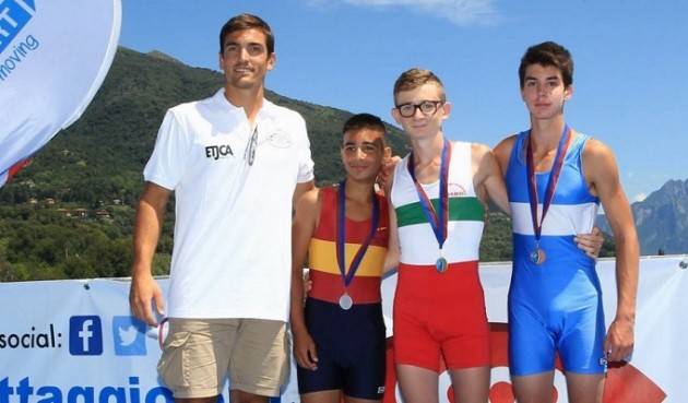 Canottieri Bissolati Cremona Un weekend strepitoso per il nostro remo giovanile sul lago di Pusiano (Co)